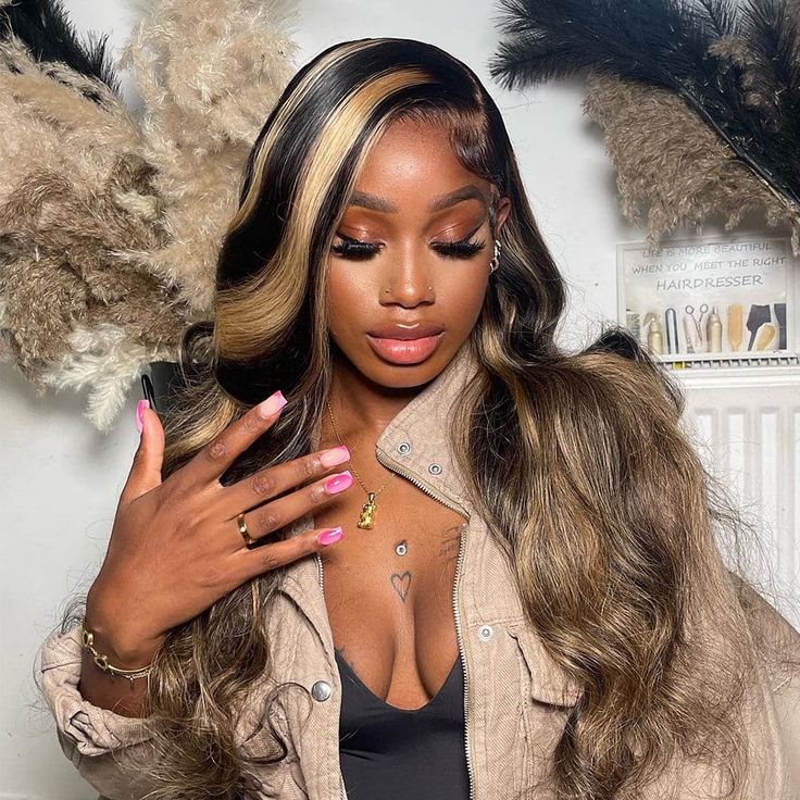 QVR Balayage Highlight Colored 13x4 Lace Frontal Wigs Body Wave/Straight Human Hair Wigs - Image 4